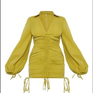 0050 Pretty Little Things Olive Long Sleeve Ruched V Neck Shirt Dress sz 4